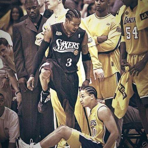 尴尬！王博指导末节换上4名“新人”，许利民指导却仍打不过（王博末节启用四位新兵，许利民仍未能取胜）