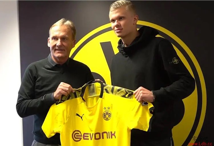 切尔西1比3利兹联，三重原因导致输球，71%控球率难转胜局（切尔西1-3不敌利兹联：三大因素致败，71%控球难改战局）