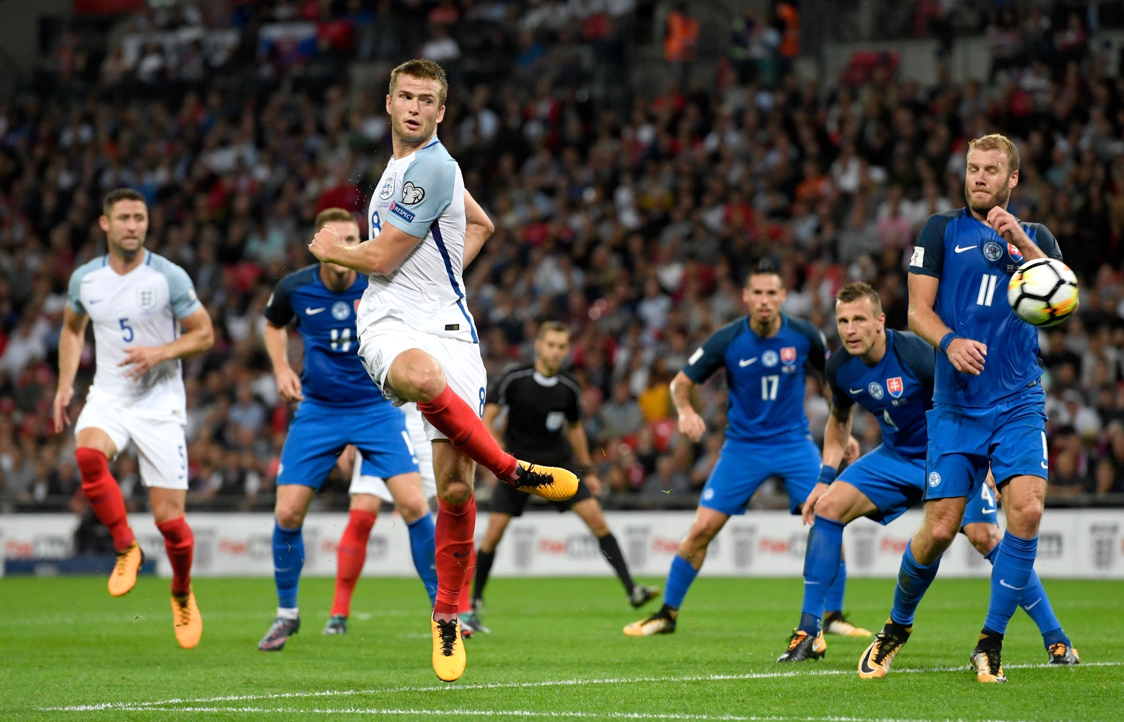 哈曼：诺伊尔参加世界杯的可能性很高，特狮的机会已经溜走了（哈曼：诺伊尔极有望出战世界杯，特尔施特根的机会已成泡影）