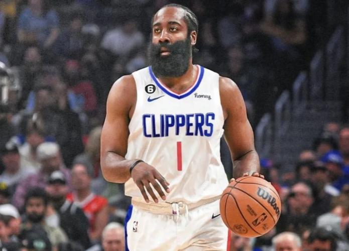 比塞克：不考虑转会问题；我必须持续出场才有机会踢世界杯（比塞克：暂不考虑转会，只有保持出场才能争世界杯名额）