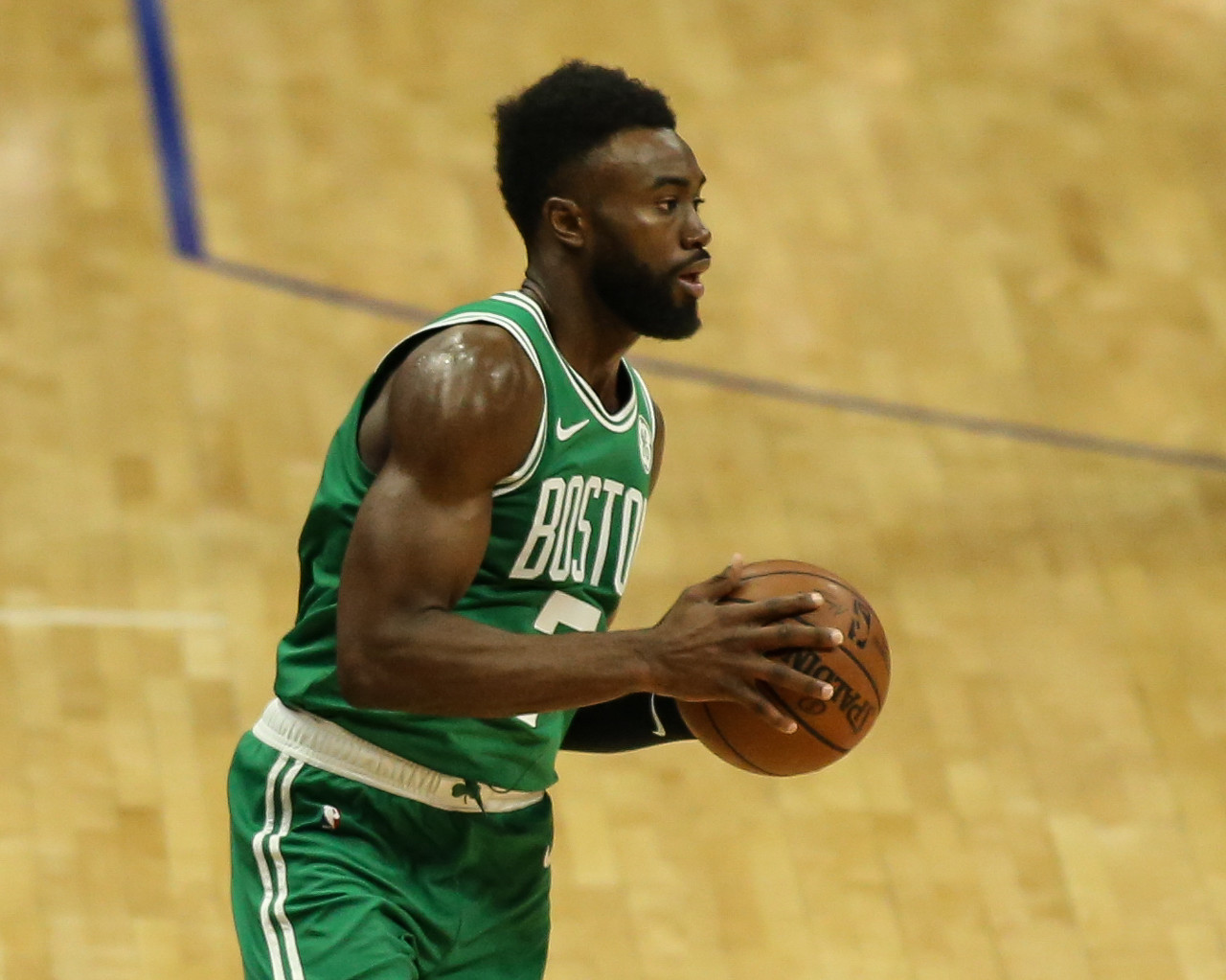 尼日利亚4-1大胜加蓬进入决赛，奥斯梅恩双响，埃朱克破门（尼日利亚4-1击败加蓬挺进决赛，奥斯梅恩梅开二度，埃朱克建功）