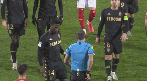 养伤近1年后复出？阿莫林：若马丁内斯进替补席，随时可登场